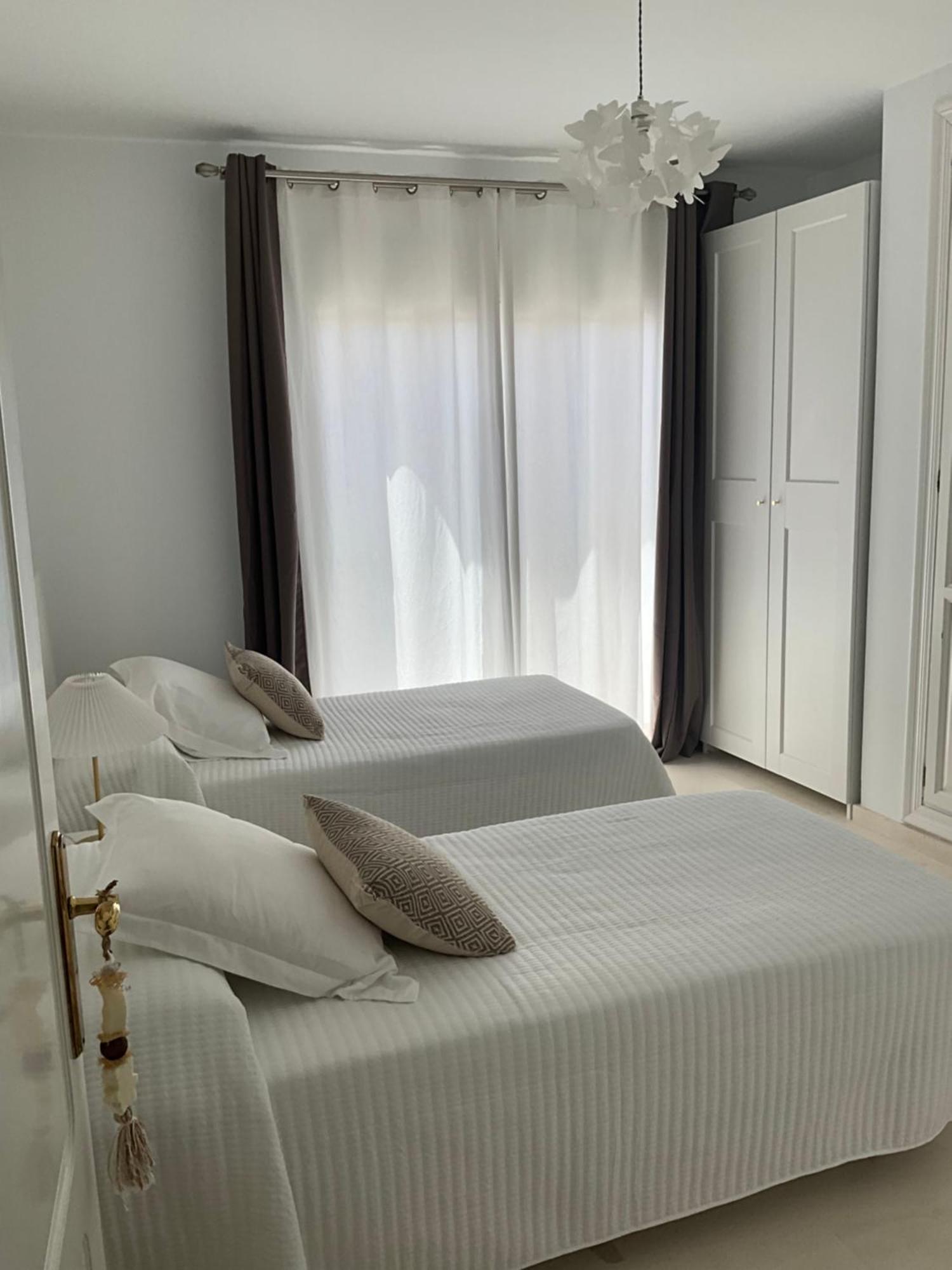 First Line Sea Apartment By Oliva Estepona Eksteriør billede